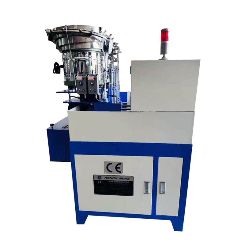 چار تکلا نٹ ٹیپنگ مشین